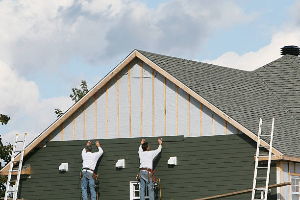 Professional Siding Installation technician working in Hamersville, OH